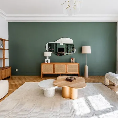 Luxurious 4 Bedroom Apartment, La Muette Lägenhet