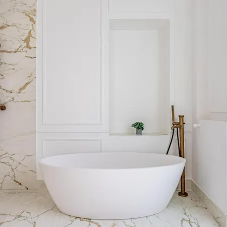 Luxurious 4 Bedroom Apartment, La Muette Paris